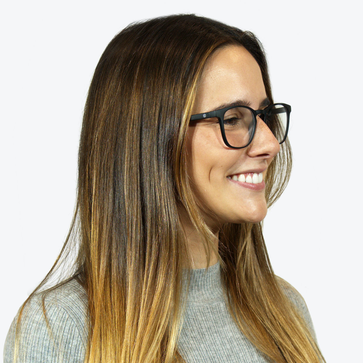 Fashionable Glasses in Black / Blue Light