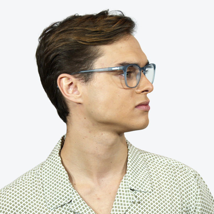 Fashionable Glasses in Blue / Blue Light